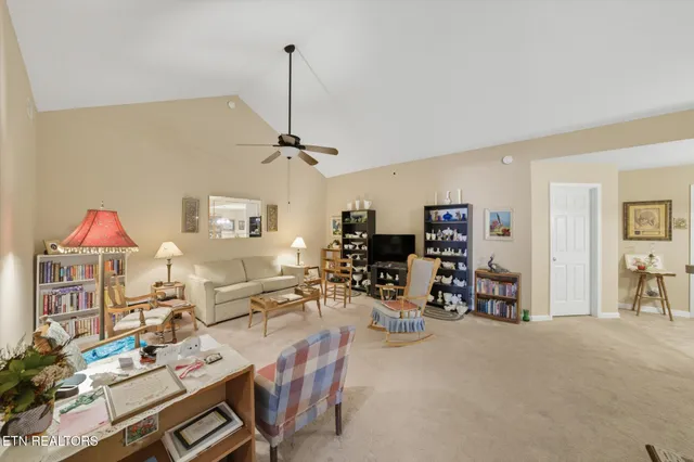 $299,900 | 1652 Emerald Pointe Lane, Knoxville, TN 37918