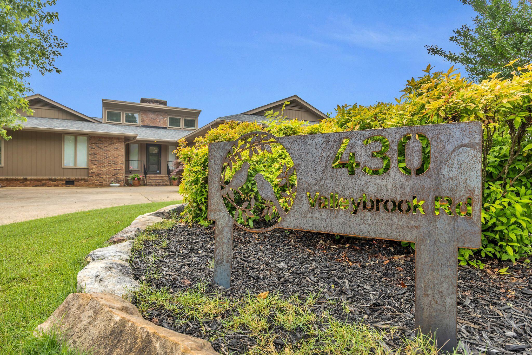 430 Valleybrook Road Hixson, TN 37343 - Photo 4 of 50 rp2506131-1003
