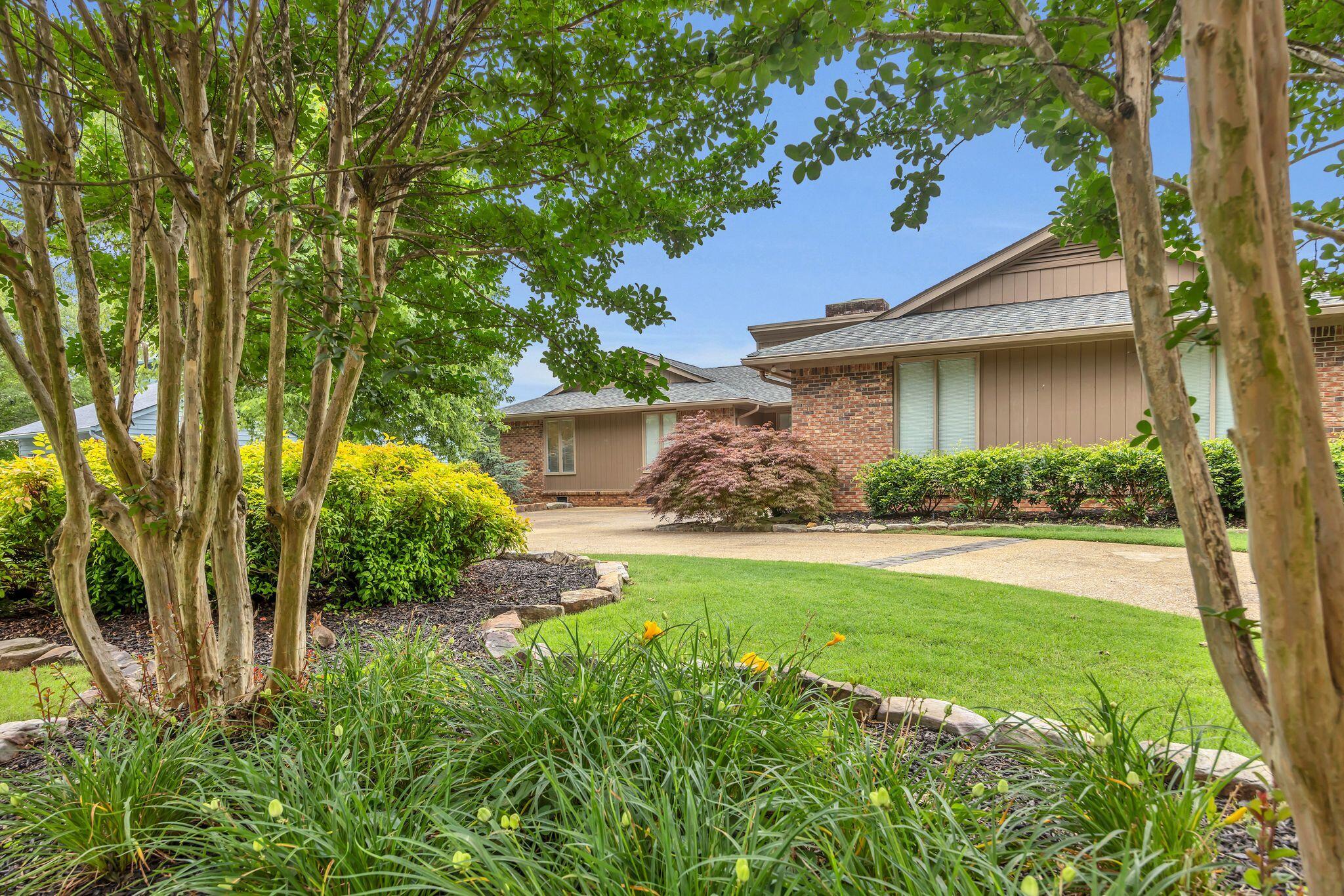 430 Valleybrook Road Hixson, TN 37343 - Photo 6 of 50 rp2506131-1005