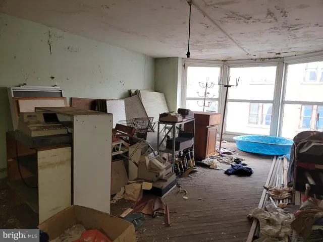 $290,000 | 107 East State Street, Trenton, NJ 08608