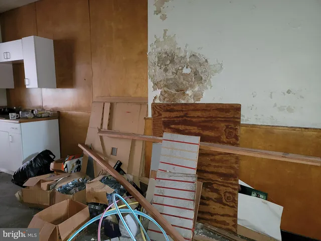 $290,000 | 107 East State Street, Trenton, NJ 08608