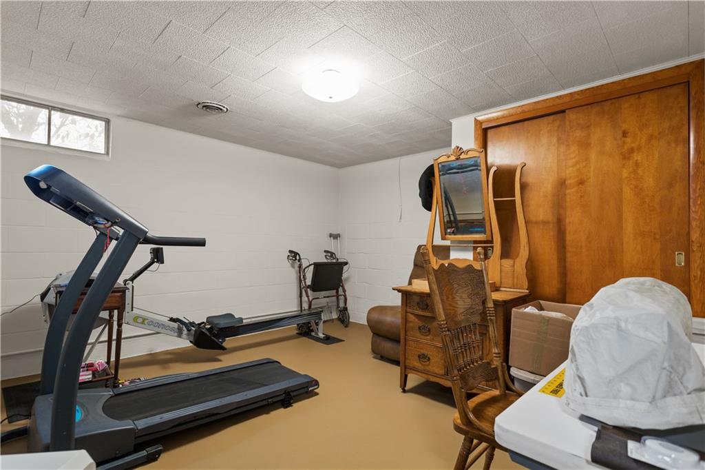 2401 Scrubgrass Road Jackson Center, PA 16133 - Photo 15 of 24 Gallery Image 15