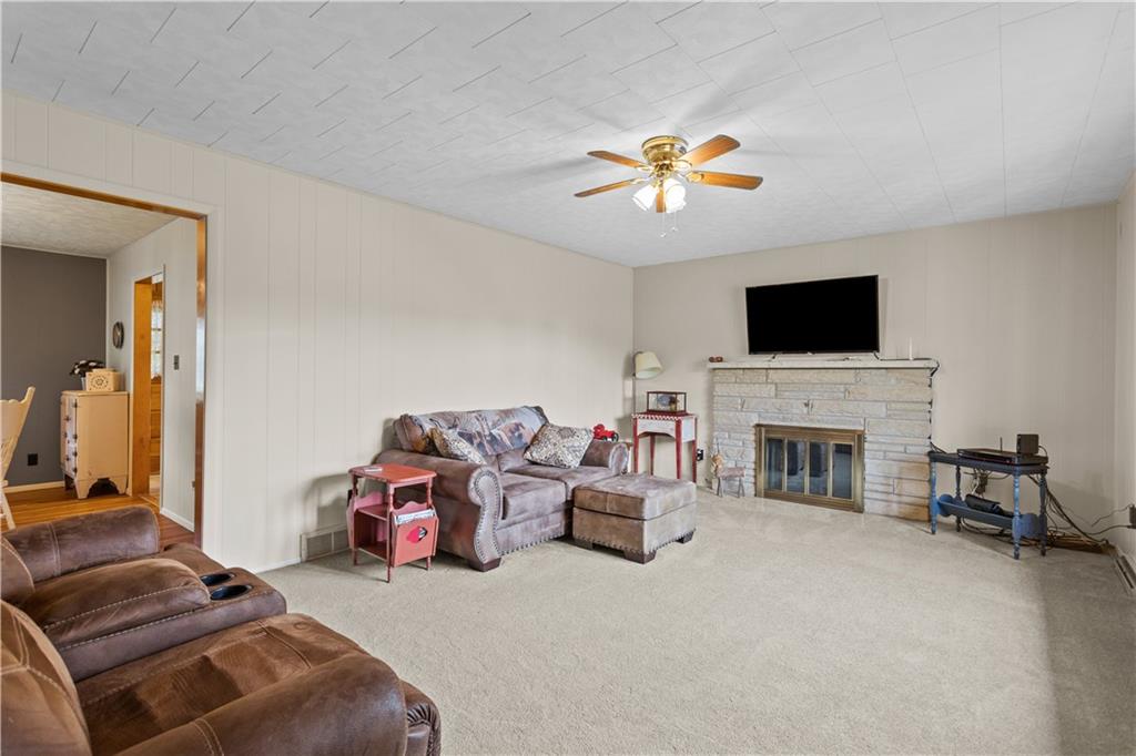 2401 Scrubgrass Road Jackson Center, PA 16133 - Photo 4 of 24 Gallery Image 4