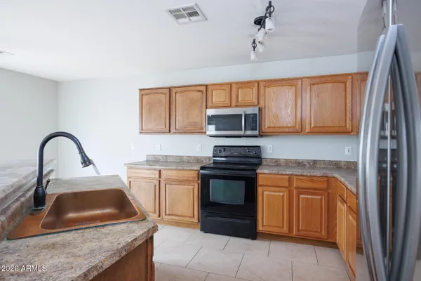 $295,000 | 347 South 16th Street, Coolidge, AZ 85128