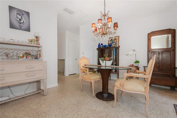 $630,000 | 120 Northeast 175th Street, Miami, FL 33162