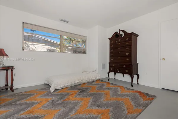 $630,000 | 120 Northeast 175th Street, Miami, FL 33162