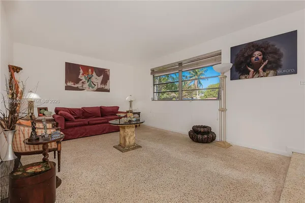 $630,000 | 120 Northeast 175th Street, Miami, FL 33162