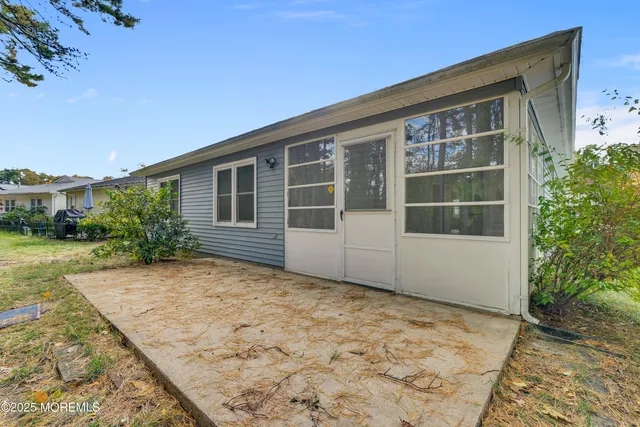 $479,000 | 3 Tudor Court, Brick, NJ 08723