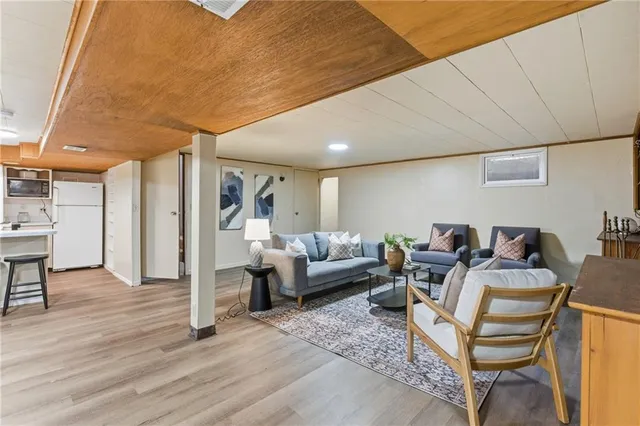 $375,000 | 3930 North Main Street, Kansas City, MO 64116