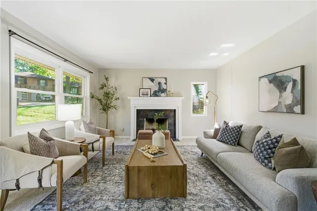 $375,000 | 3930 North Main Street, Kansas City, MO 64116