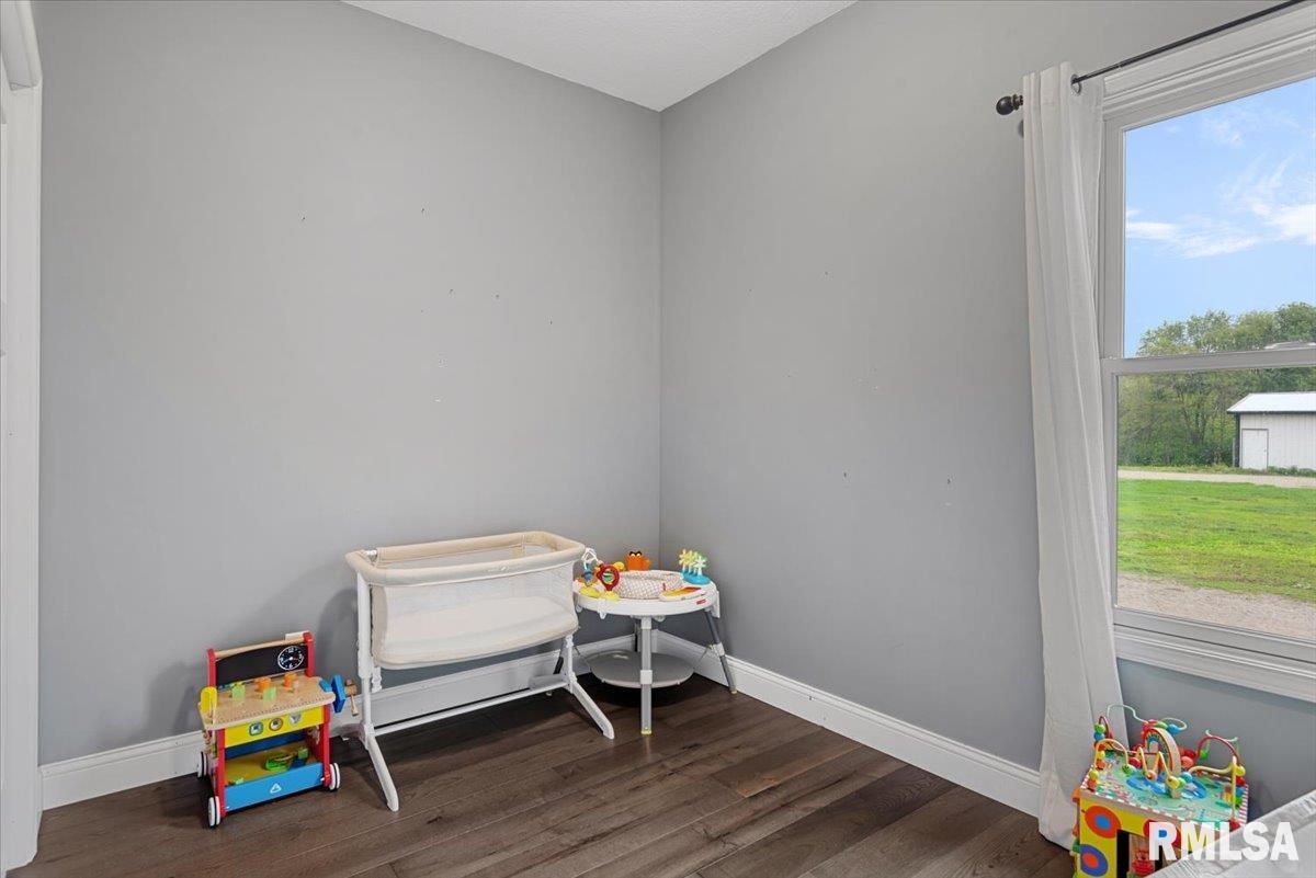 9045 Owl Road Sherman, IL 62684 - Photo 25 of 41