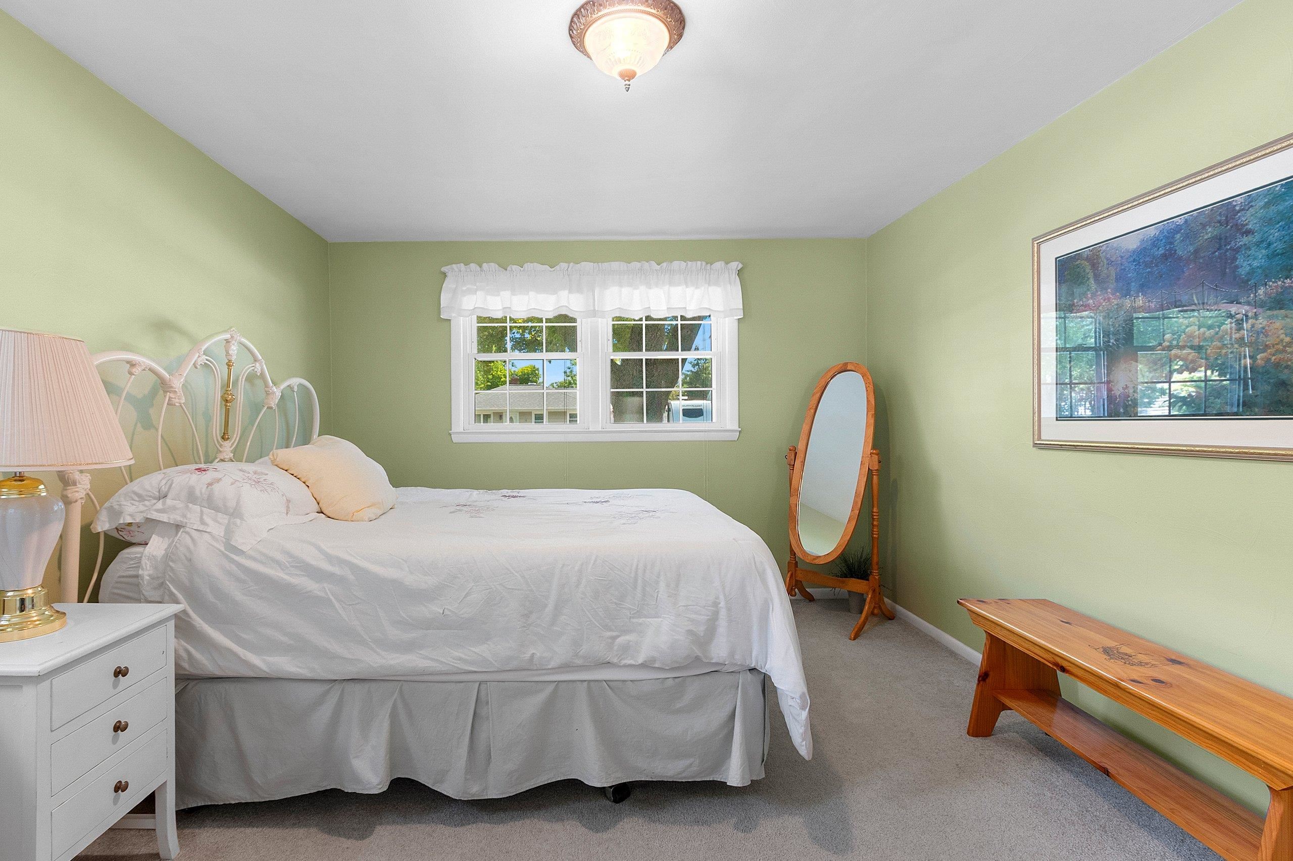1430 Oak Ridge Drive Green Bay, WI 54304 - Photo 36 of 44