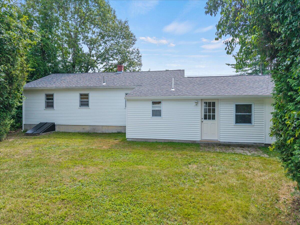 296 Granite Street Biddeford, ME 04005 - Photo 24 of 27 28-296 Granite St Ext-28