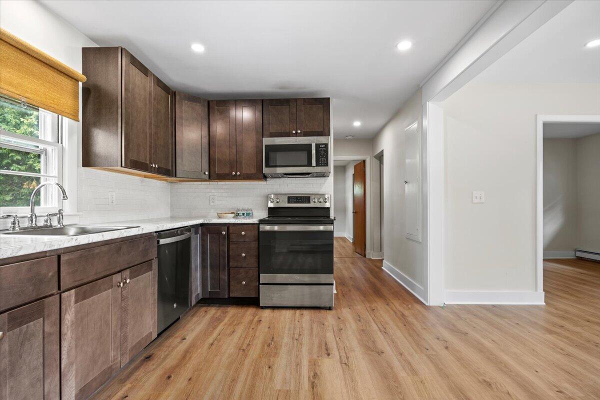 296 Granite Street Biddeford, ME 04005 - Photo 9 of 27 10-296 Granite St Ext-10