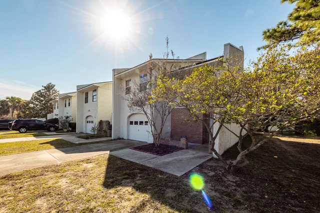 $2,575 | 40 Meander Row, Unit 12, Charleston, SC 29412