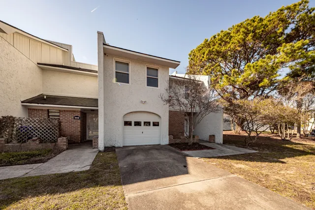 $2,575 | 40 Meander Row, Unit 12, Charleston, SC 29412