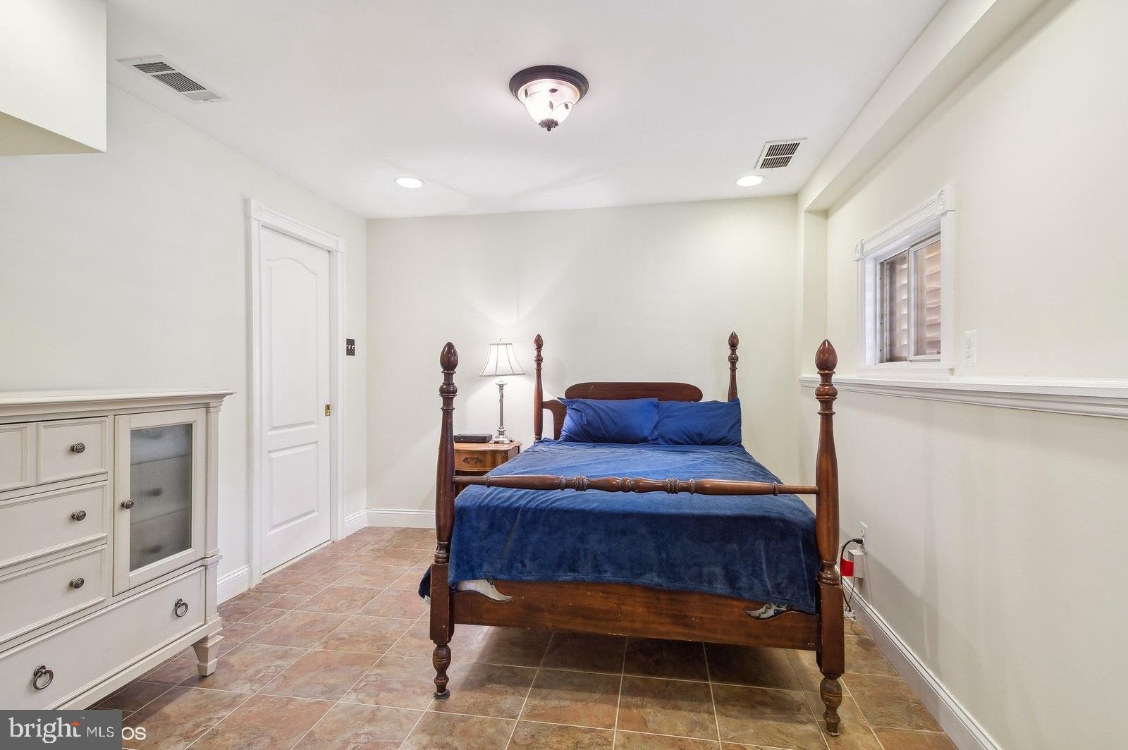 14 Tree Farm Road Monmouth Junction, NJ 08852 - Photo 39 of 46