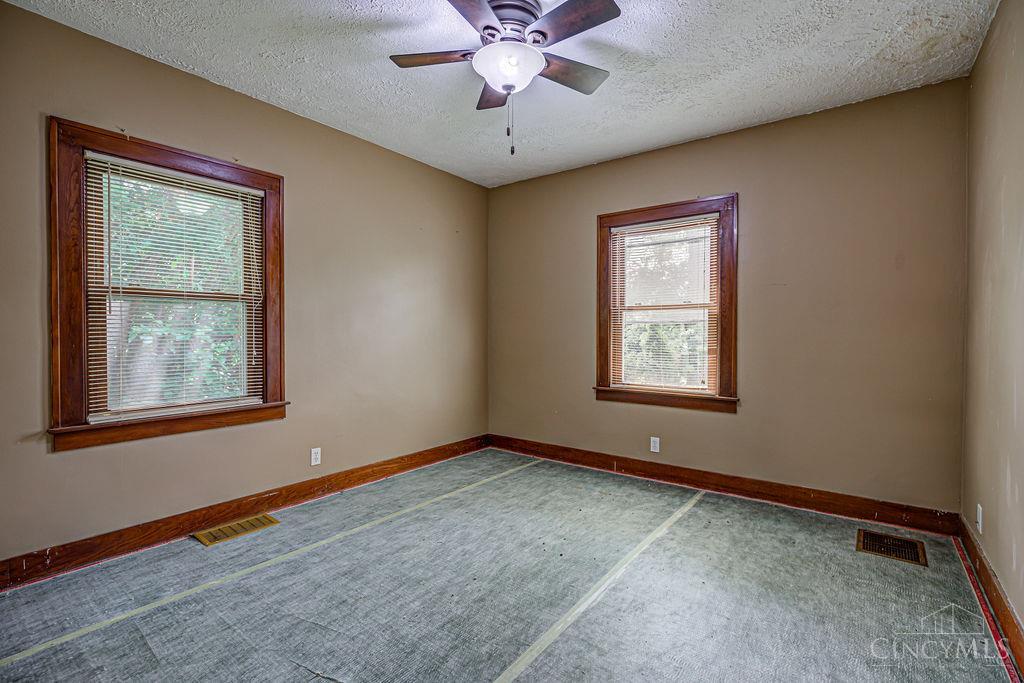 5070 Winton Road Fairfield, OH 45014 - Photo 15 of 33