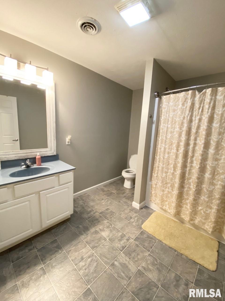 411 Hoffman Road Murphysboro, IL 62966 - Photo 23 of 26 Gallery Image 23