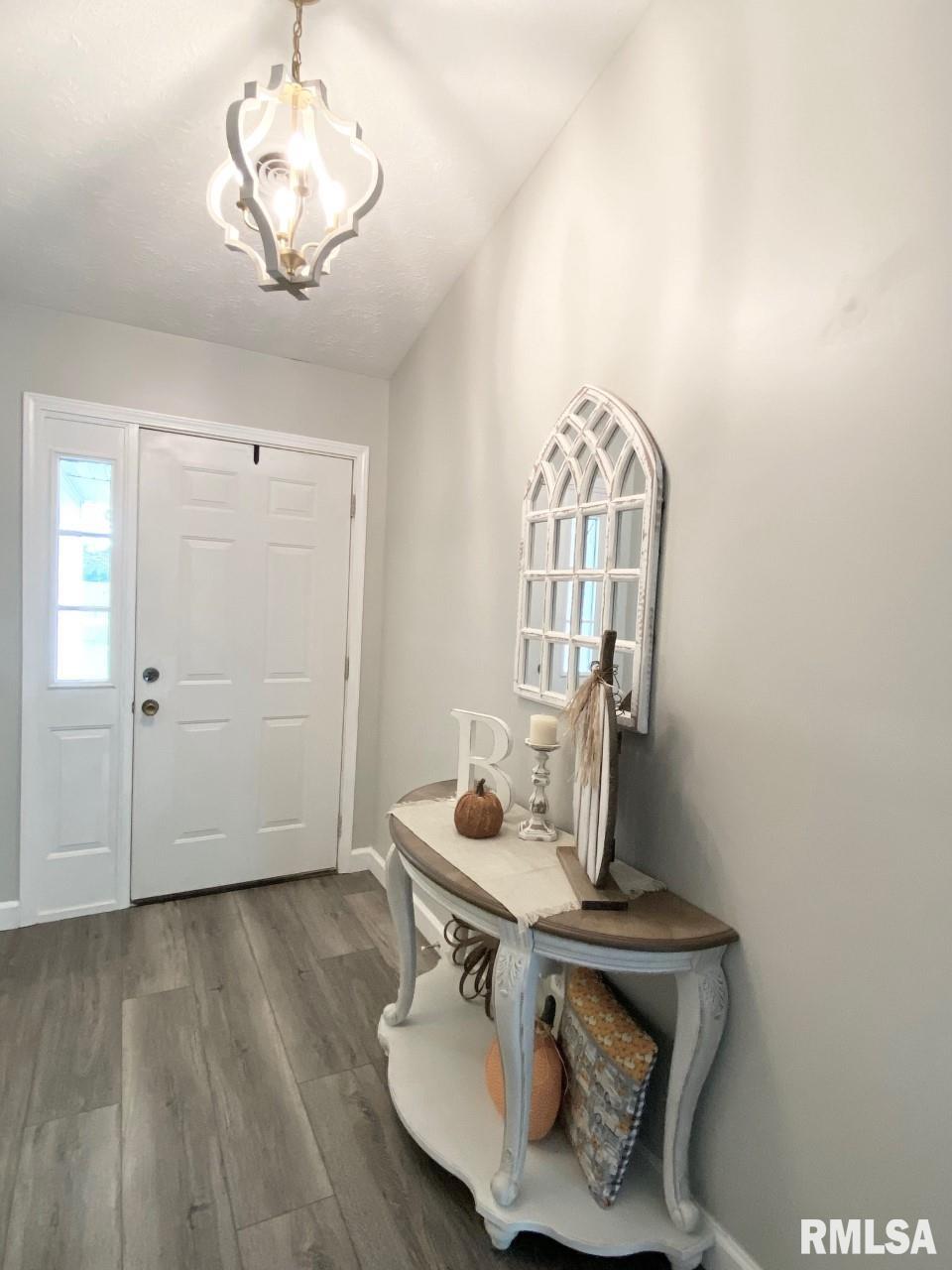 411 Hoffman Road Murphysboro, IL 62966 - Photo 6 of 26 Gallery Image 6