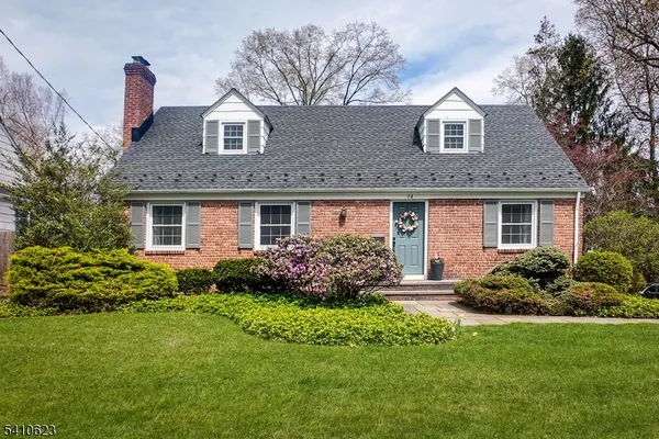 $1,050,000 | 14 Edgewood Road, Chatham, NJ 07928