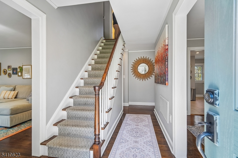 14 Edgewood Road Chatham, NJ 07928 - Photo 2 of 26