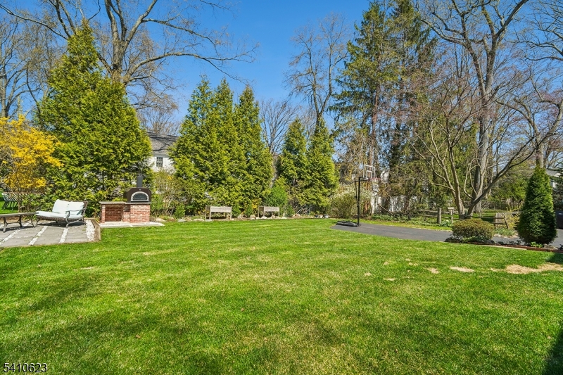 14 Edgewood Road Chatham, NJ 07928 - Photo 23 of 26