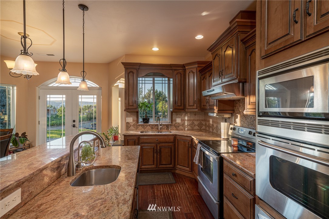 12503 Dodson Road Northwest Ephrata, WA 98823 - Photo 11 of 29 Gallery Image 11