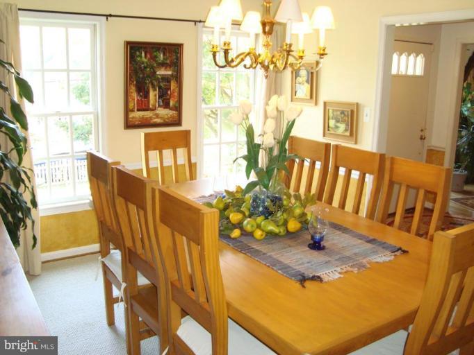 9000 Jones Mill Road Chevy Chase, MD 20815 - Photo 3 of 24 Dining Room