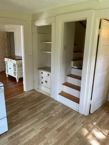 $2,950 | 252 Water Street, Newburyport, MA 01950