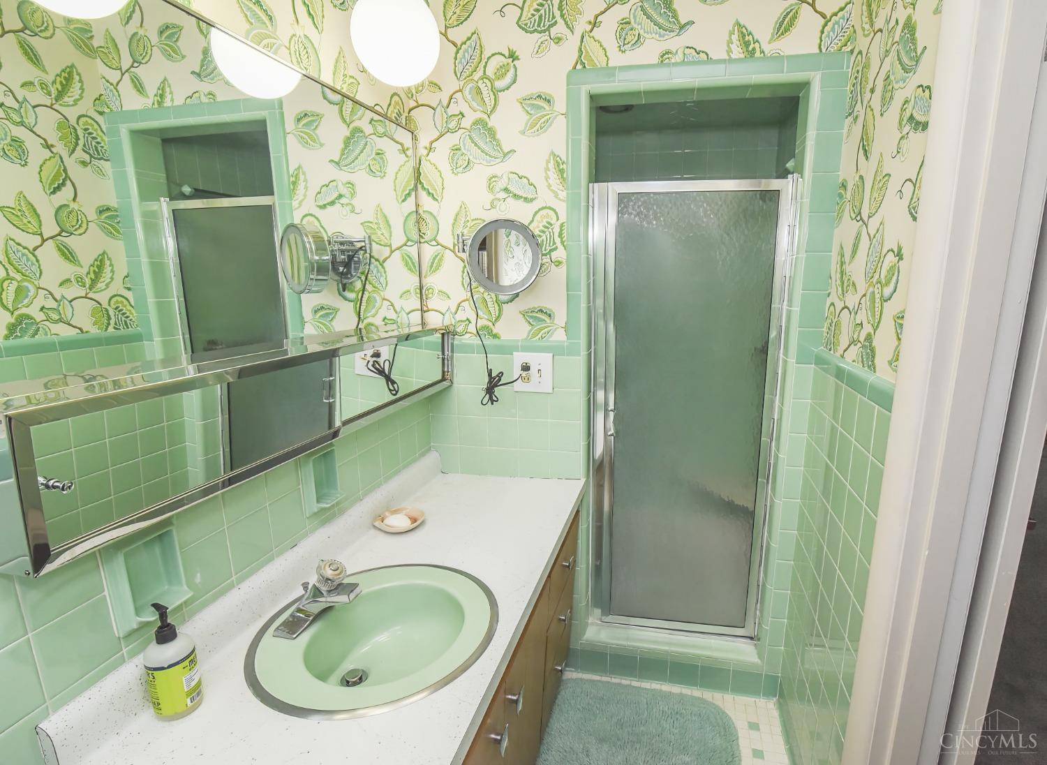 7541 Hosbrook Road Cincinnati, OH 45243 - Photo 32 of 64 Gallery Image 32