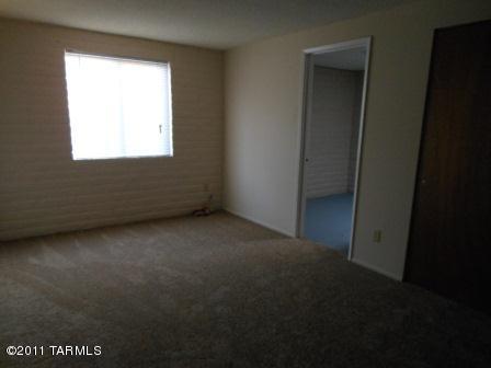 3517 South Prudence Road Tucson, AZ 85730 - Photo 8 of 13 Gallery Image 8