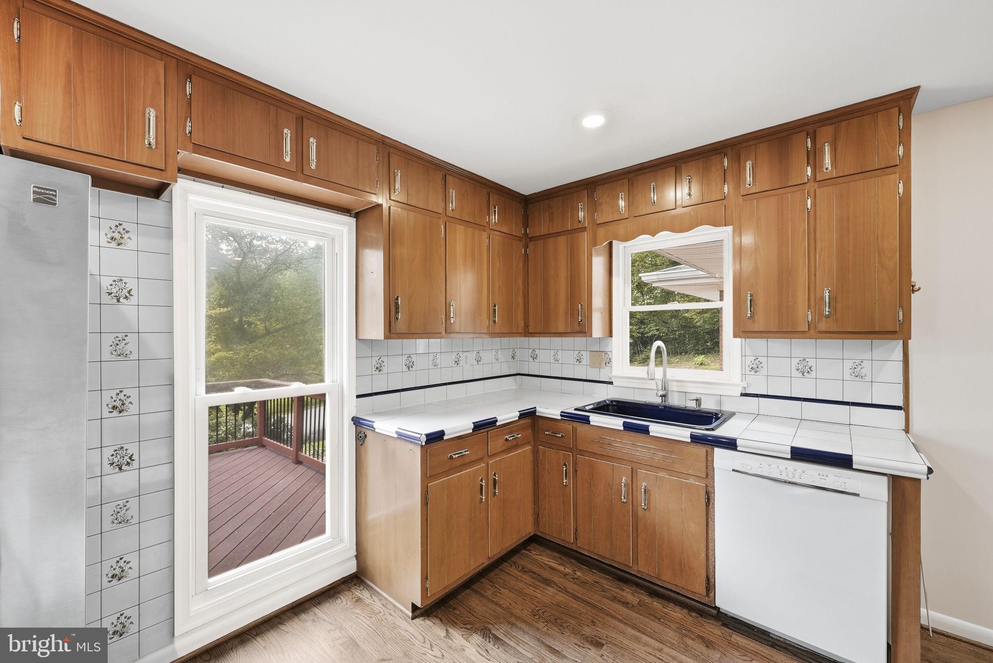 9425 Emory Grove Road Gaithersburg, MD 20877 - Photo 11 of 47 Beautiful windows overlook the garden