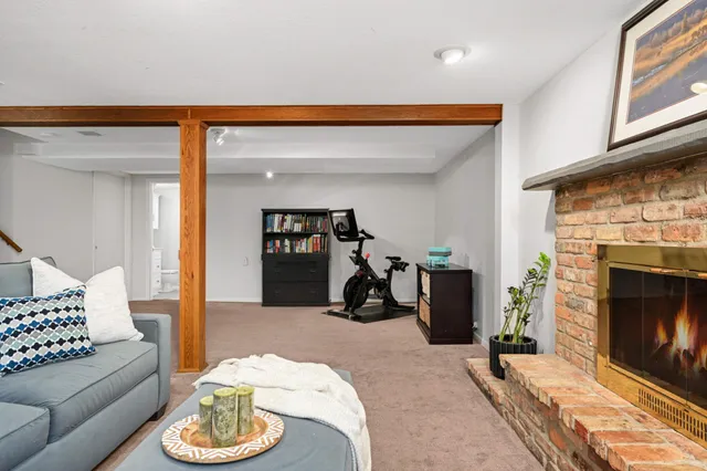 $720,000 | 19635 Hillside Street, Deephaven, MN 55331