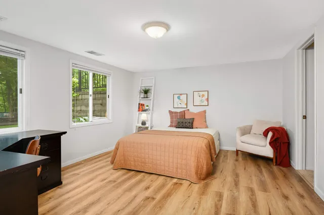 $720,000 | 19635 Hillside Street, Deephaven, MN 55331