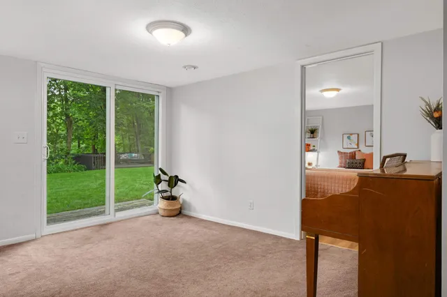 $720,000 | 19635 Hillside Street, Deephaven, MN 55331