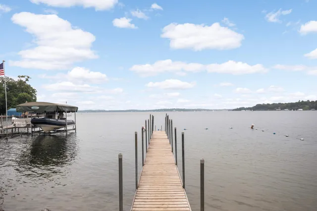 $720,000 | 19635 Hillside Street, Deephaven, MN 55331