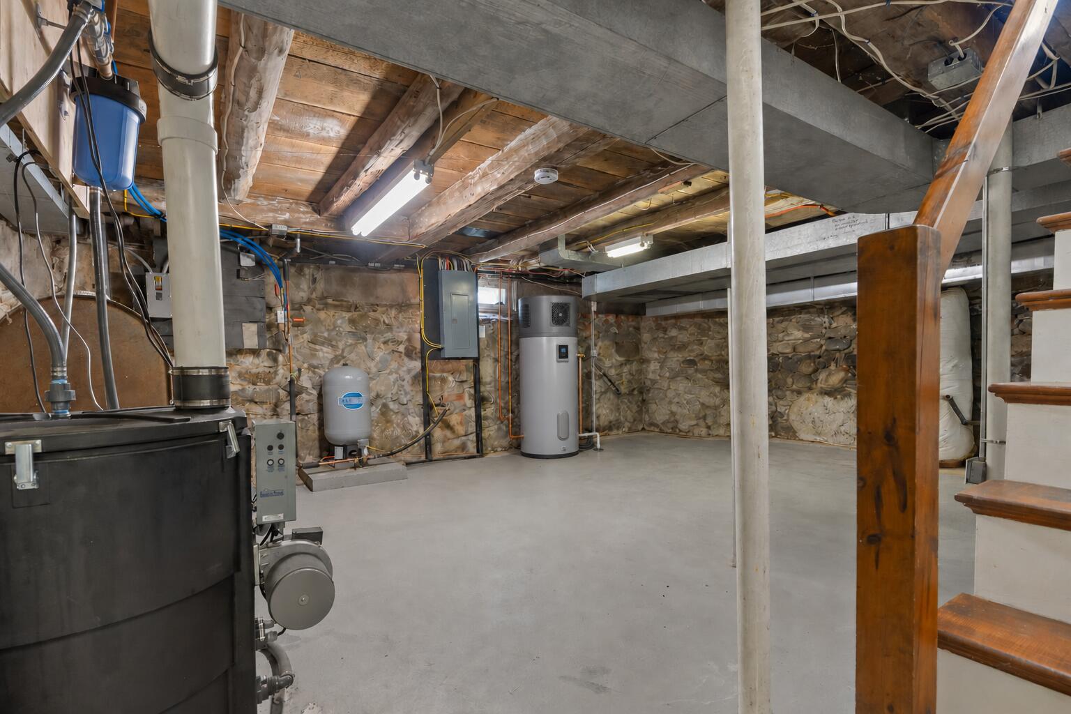 263 Bristol Road Damariscotta, ME 04543 - Photo 70 of 101 new hybrid hot water installed