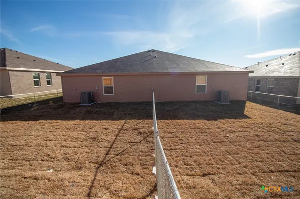 $1,200 | 909 Lasso Drive, Unit B, Killeen, TX 76543