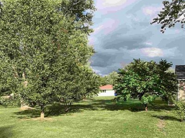 2428 Beineke Road Fort Wayne, IN 46808 - Photo 4 of 28
