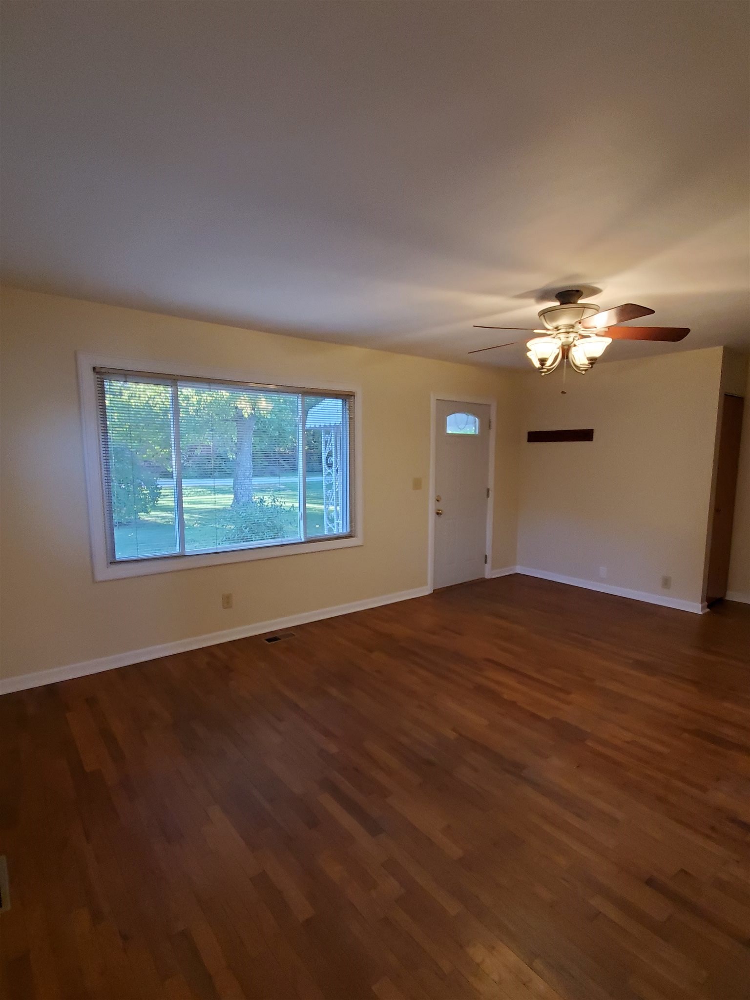 2428 Beineke Road Fort Wayne, IN 46808 - Photo 6 of 28