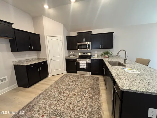 $322,700 | 7807 Mary McCoy Drive, Horn Lake, MS 38637