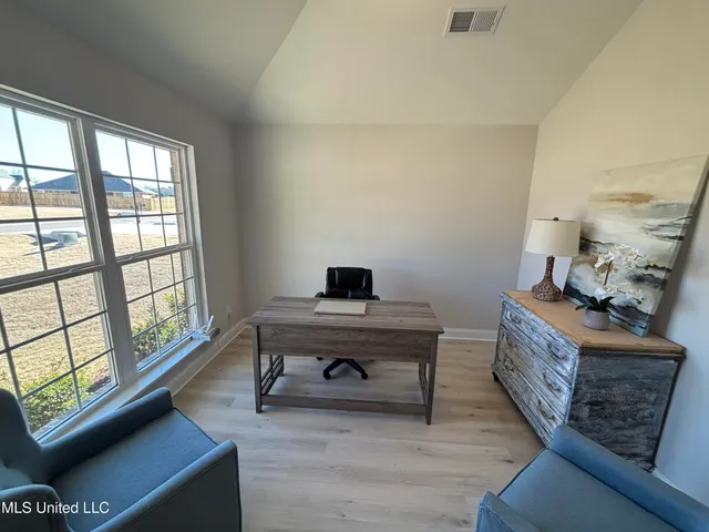 $322,700 | 7807 Mary McCoy Drive, Horn Lake, MS 38637