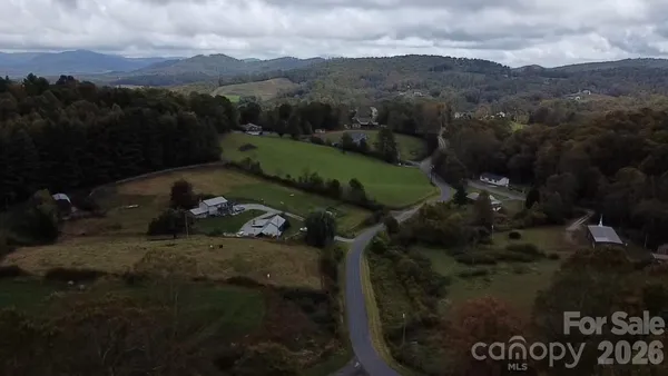 $669,000 | 214 Old Dale Road, Spruce Pine, NC 28777