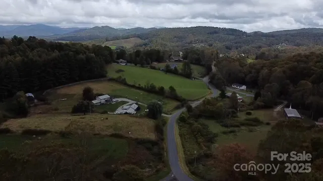 $669,000 | 214 Old Dale Road, Spruce Pine, NC 28777