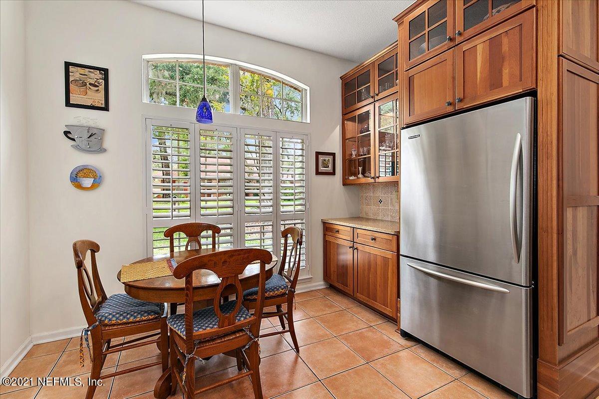 12459 Flemington Road Jacksonville, FL 32223 - Photo 8 of 25 Dining Area