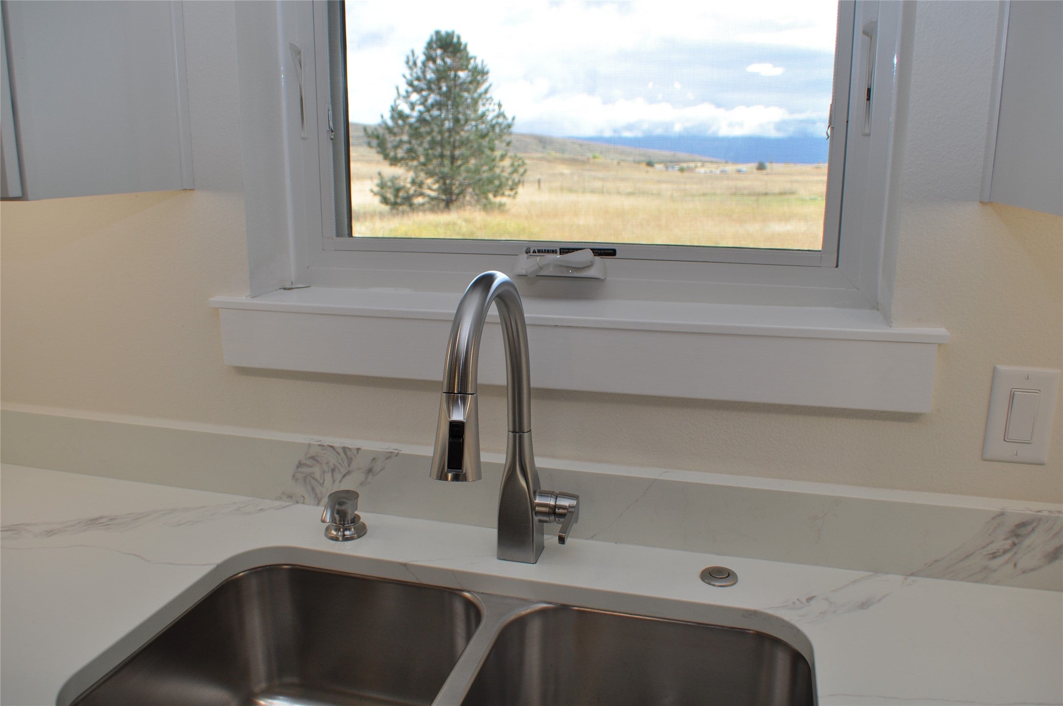 32994 Meadow Road Polson, MT 59860 - Photo 10 of 42 Gallery Image 10
