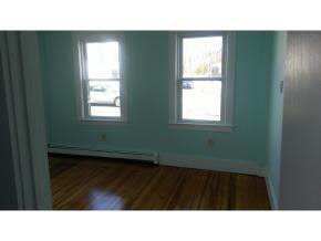 8 Lawrence Road Salem, NH 03079 - Photo 11 of 26