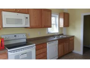 8 Lawrence Road Salem, NH 03079 - Photo 18 of 26