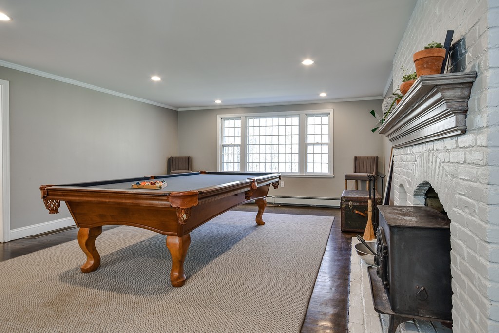 131 Bogastow Brook Road Sherborn, MA 01770 - Photo 9 of 30 Gallery Image 9